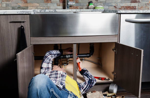 Best Emergency Plumber  in Perry, OH